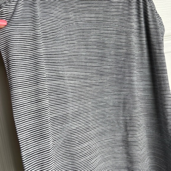 Lululemon Swiftly Tech Racerback Tank Top white size 8 - Picture 3 of 8